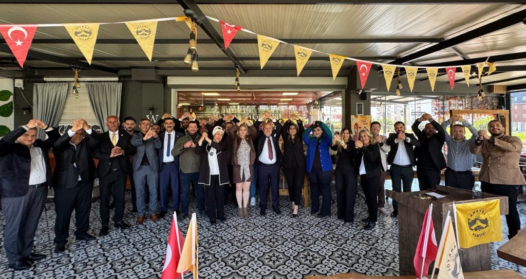 Zehra Dindar Mersin İl Başkanı Olarak Seçildi