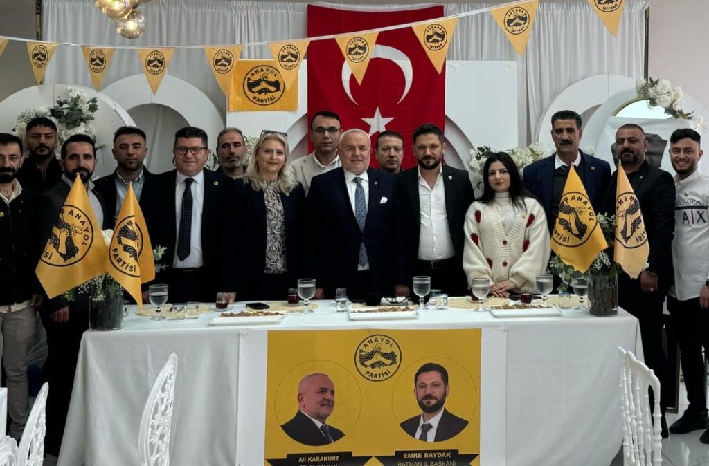 Anayol Partisi Batman İl Kongresini Tamamladı: Emre Baydak İl Başkanı Seçildi